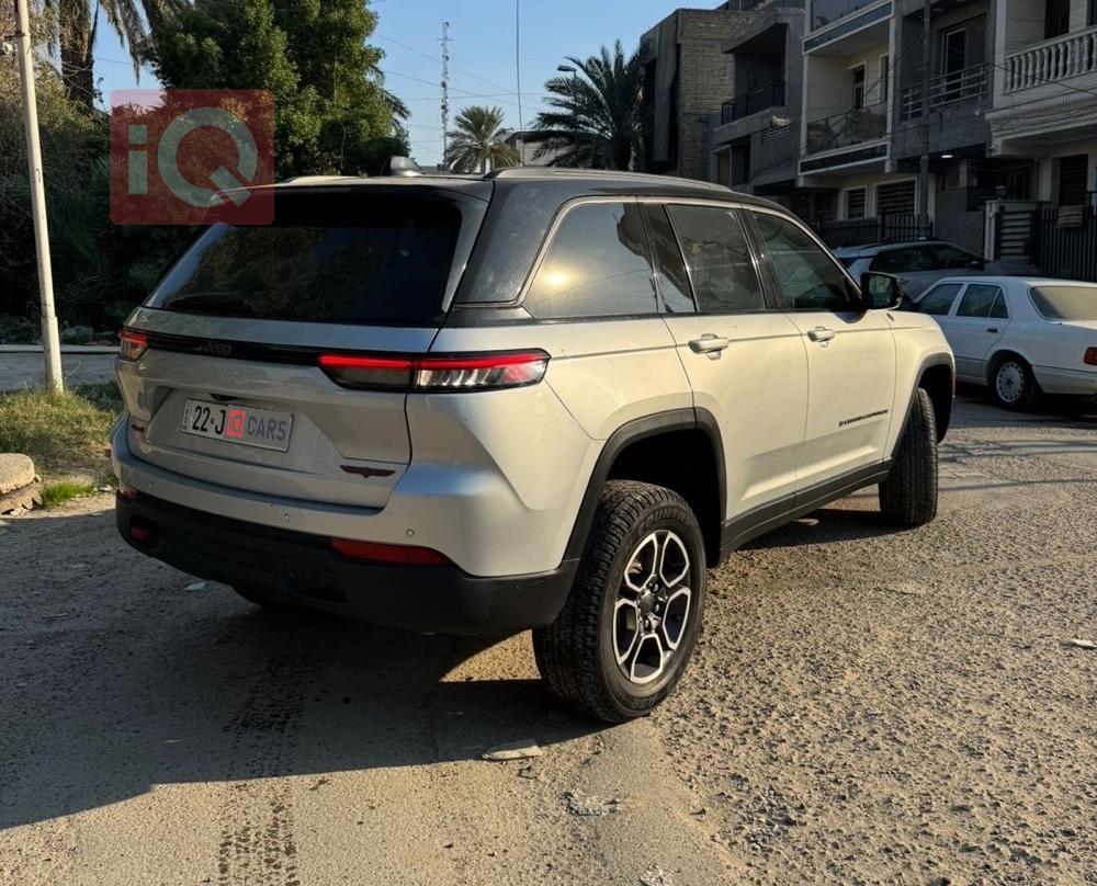 جيب جراند شيروكي